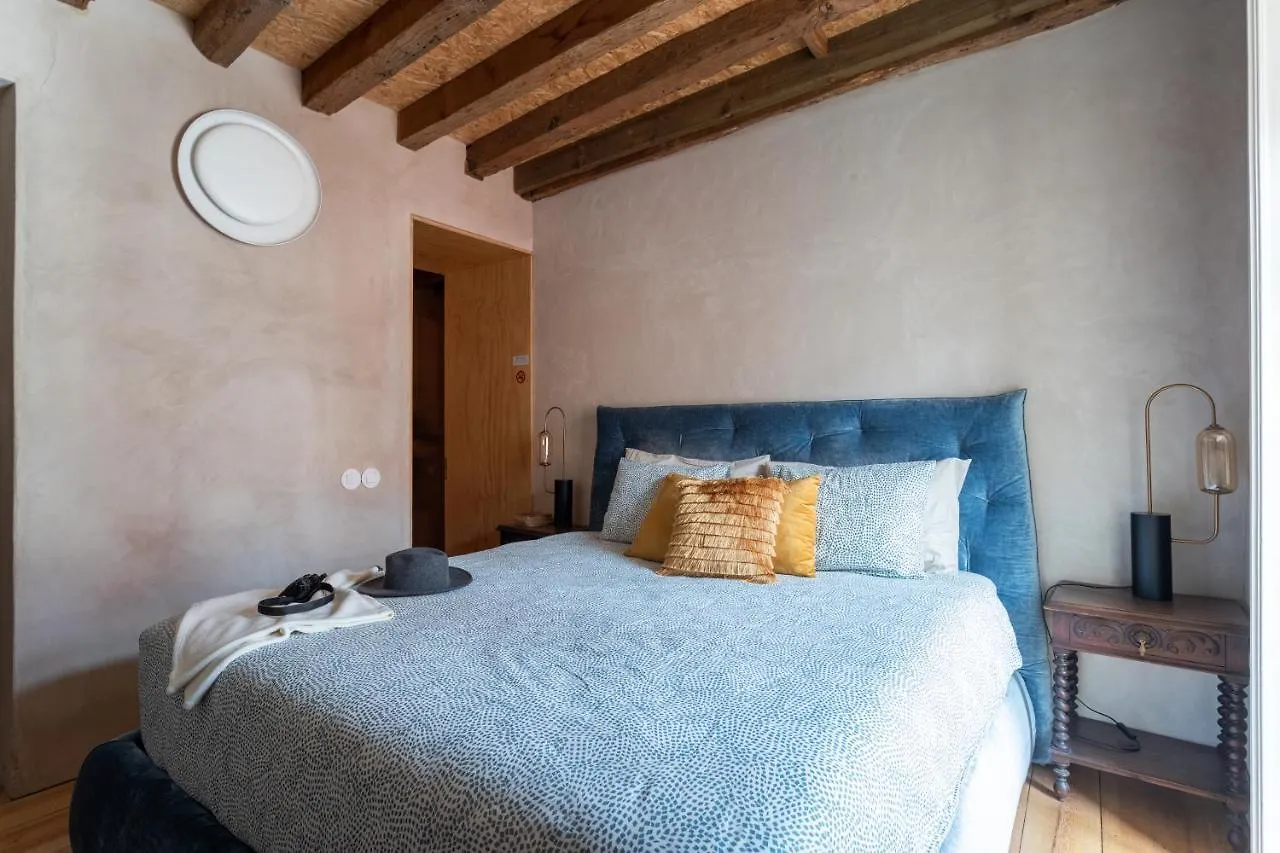 Bedroom In The 18Th Century Style Lissabon